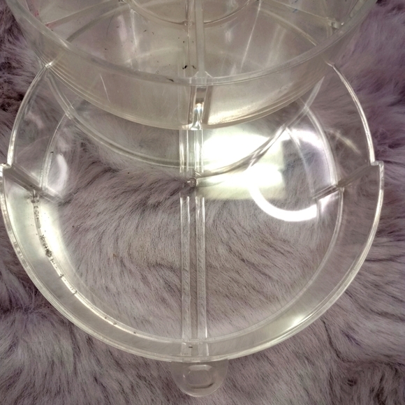 Clear Acrylic Cosmetic or Pencil Storage Container - Picture 3 of 3